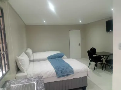 Hayat Hotel 94Juta