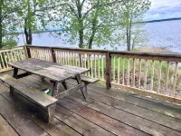 Sportsman’s Dream on Round Lake! Lookout cabin-Minnesota Northwoods-Sleeps 8