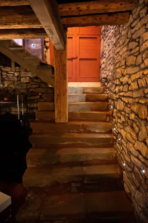 Contemporary cellar in the heart of Arbois KV'O37