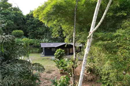 Charming 2-bedroom cabin with WiFi, in La Fortuna - Arenal Volcano, Costa Rica