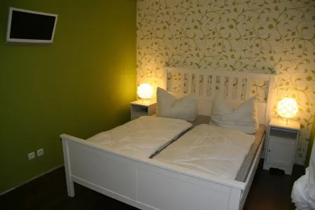 Morgenstern fantastic holiday