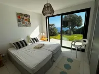 MAGNIFICENT 330 M2 VILLA - HEATED POOL - SEA AND MOUNTAIN VIEWS - piscine