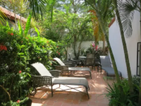OUTSTANDING LUXURIOUS TROPICAL VILLA - CASA SUENO, BEACH ACROSS  STREET