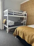 Old Bank Townhouse in Central Motueka, Modern and Clean. Everything at your door