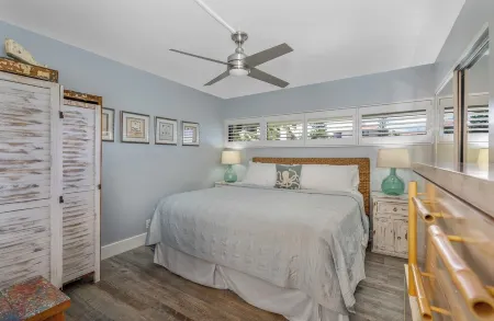 ~~OceanFRONT complex~~on the BEACH~~Luxury Remodel~~ Отели рядом с достопримечательностью «Keaka Beach»