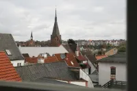 Studio with panoramic view, centrally located in d. Old town, quiet location with WLAN