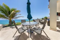 Four bedroom Caribbean oceanfront villa with stunning ocean views and two pools