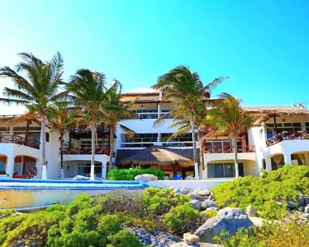 Mi Casa Del Mar A6 - Captivating Sea Views from Terrace, Eco-Friendly - No A/C Hotels in Akumal