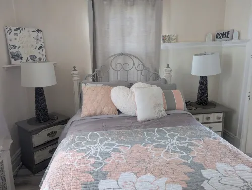 2 BR Spacious Apartment in Historic Montclair NJ Close to NYC Transportation