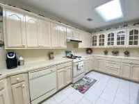 Beautiful house in esteemed cul-de-sac