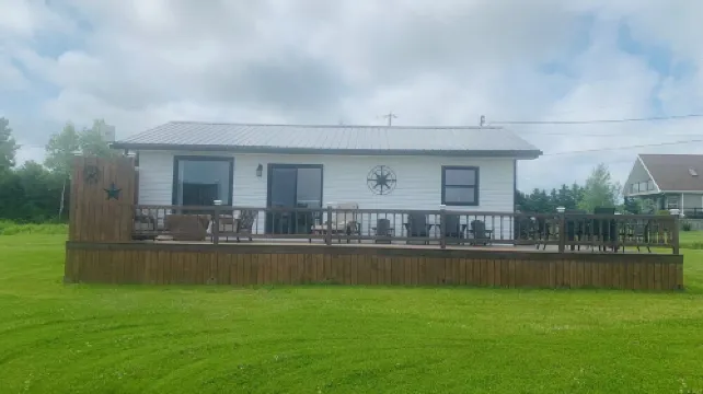 Lorney’s Place - entire cottage in cascumpec