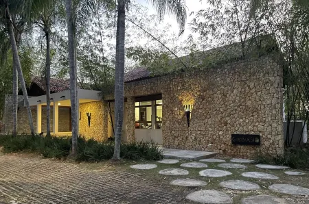 Romantic & Cozy  apartment in Altos de Chavon. Completely remodeled!