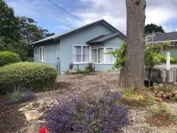 St. Leonards Pier Beach House -5 min walk to the beach