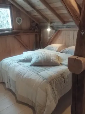 The Barn of "Alice & René.. Nature and voluptuousness. Hôtels à : Arvillard