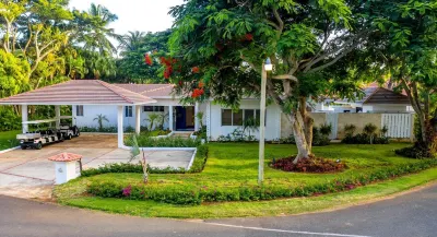 Centrally Located Renovated Luxury Villa Free Breakfast Service / Hotel Partner Hotels in 