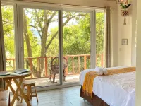 Beautiful Lakefront Treehouse サン・マルコス・ラ・ラグナのホテル