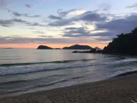 Barra do Sahy (North Shore) - "Walk in the sand" Hotels in Barra do Sahy