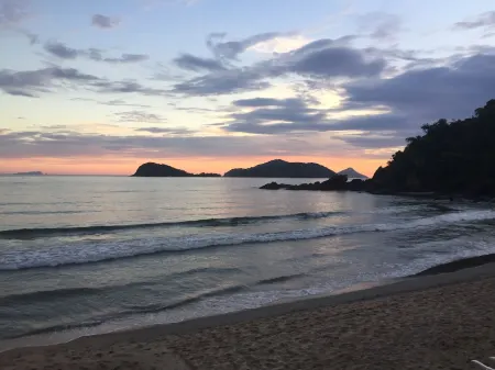 Barra do Sahy (North Shore) - "Walk in the sand"