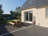 Maison de Vacances Moguériec Hotels in Sibiril