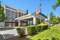 Hampton Inn & Suites Seattle North/Lynnwood Hotels in der Nähe von Meadowdale Beach Park