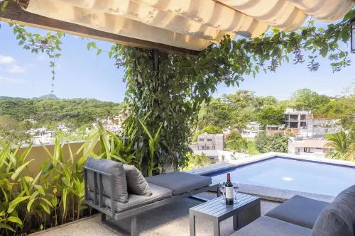 Casa Desierto: Mountain view Luxury Home!