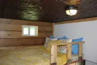 Micro-cabin nestled in secluded forest