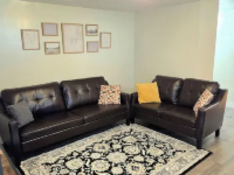 Beautiful Newly Renovated Basement Apartment Hotels in Ogden