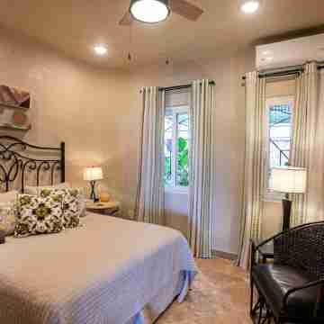 Elegant Mexican 3B/3B Private Pool Home on the hill above Romantic Zone. - D Rooms