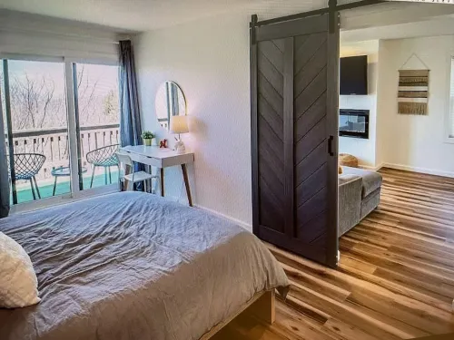 Cozy Elk Hideaway - Walk to Ski Slopes!!!
