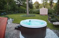 Cheerful Garden Oasis Các khách sạn ở Brighton