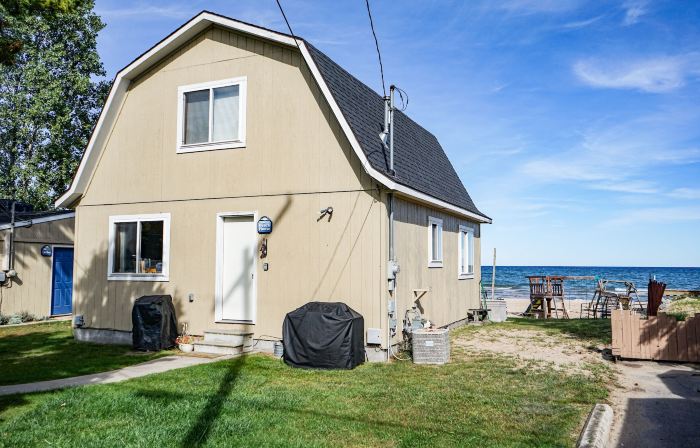 Beach Club of Oscoda - the Lakeshore Cottage