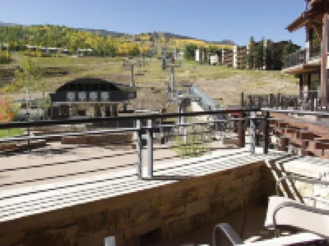 Hayden Lodge  - Views of the Slopes and Village 3 Bedroom Condo by RedAwning