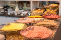 Hotel Letto Caxias - sarapan