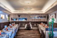 Vier Jahreszeiten Wellnessresort Achensee Hotels in Maurach