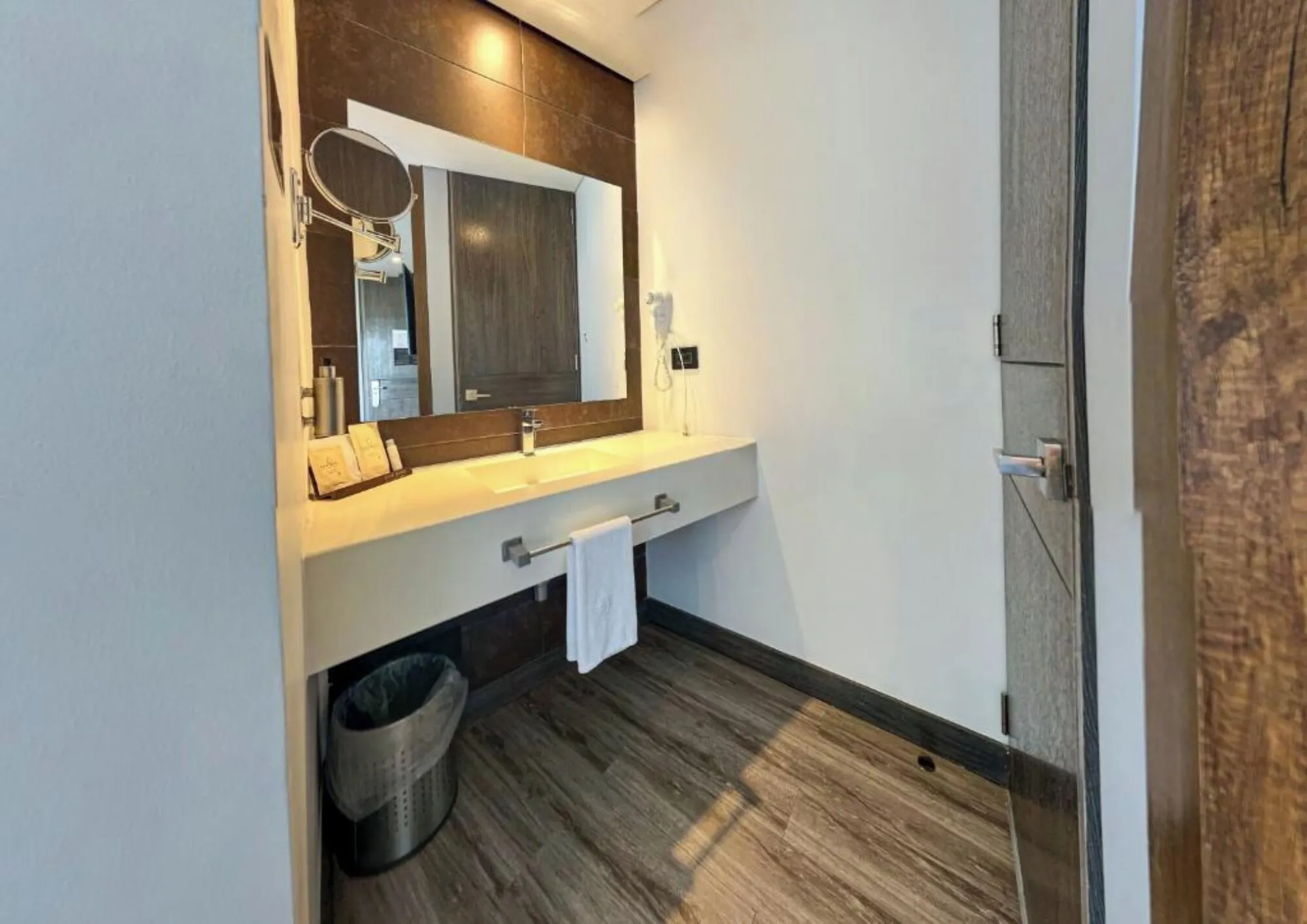 Café Hotel Medellín Zimmer Photos