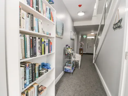 Manor Heath - the Penthouse Отели в г. Скалби