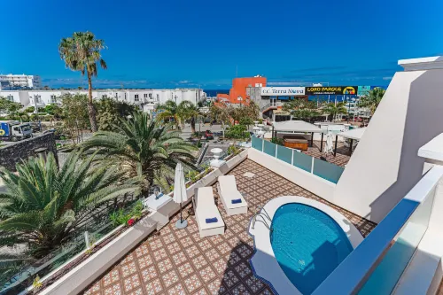 Flamingo Suites Boutique Hotel