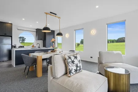 Rose's Villa Отели в г. Смиттон