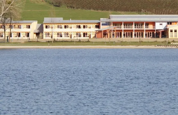 斯圖本堡湖JUFA酒店