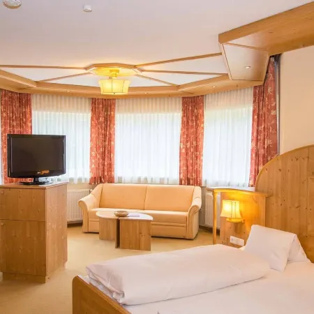 Alpin Panoramahotel Lärchenhof