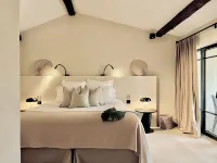 Toile Blanche Hotels in Saint-Paul-De-Vence