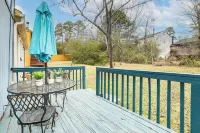 8 Mi to Stone Mountain: Quiet Getaway w/ Deck - Condos