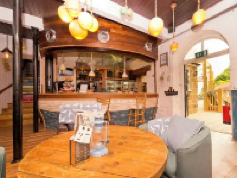 YHA Boggle Hole - Hostels