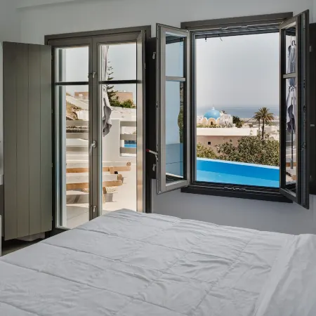Amphitrite Suites Santorini
