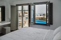 Amphitrite Suites Santorini - pemandangan pegunungan