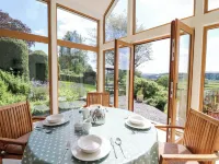 Llety'r Wennol Hotels in Llandovery