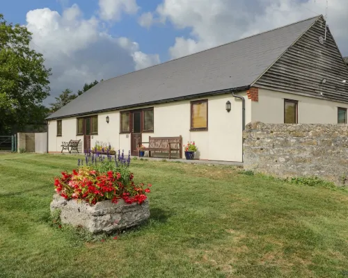 Brindle Cottage Hotels in Swindon