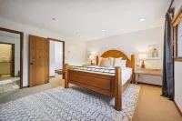 Pet-Friendly 3 Bedroom Townhome In Frisco - Short Drive To Breck! - 4-Star