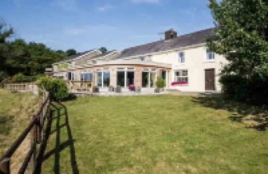Llanerchindda Farm Guest House Hotels in 