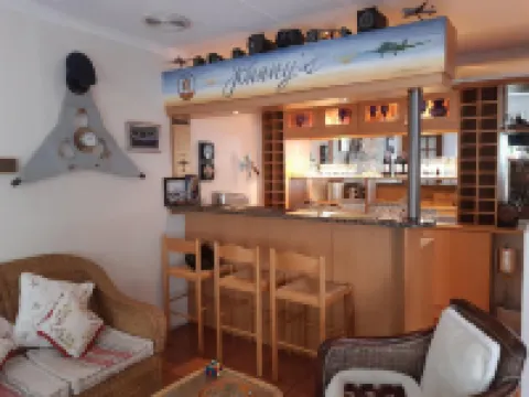 Baleia Guest Lodge โรงแรมในเฮอร์มานุส